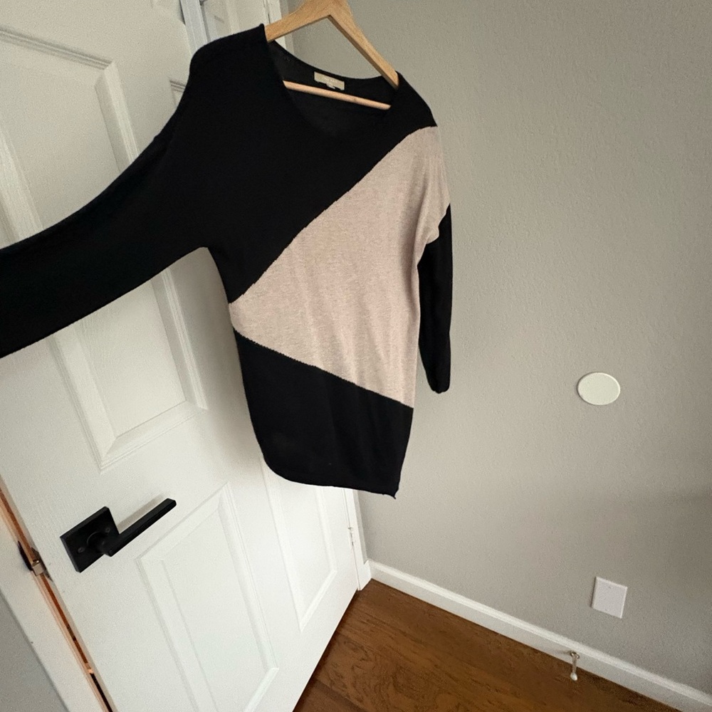 Black and Cream Women's Sweater
